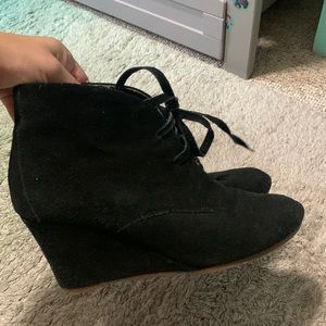Size 8 Dolce Vita suede wedge booties